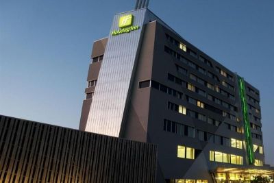 Отель Holiday Inn Bern Westside