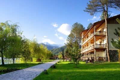 LOPOTA LAKE RESORT & SPA