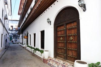 Отель Tausi Palace