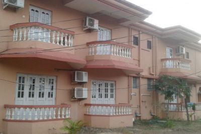 Отель Hills Den Guest House