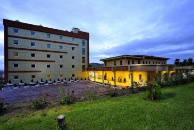 Отель Monark Hotel Cappadocia (Ex.Dinler Hotels Nevsehir)