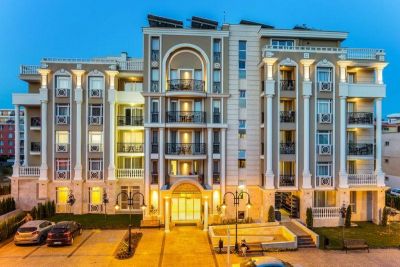 Отель Rena (Бывш. Radoslava Hotel)