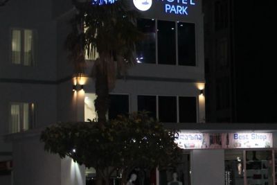 PARK HOTEL
