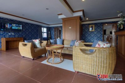 Отель Rajadhani Hotel Pattaya