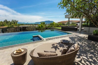 CASABAY LUXURY POOL VILLAS