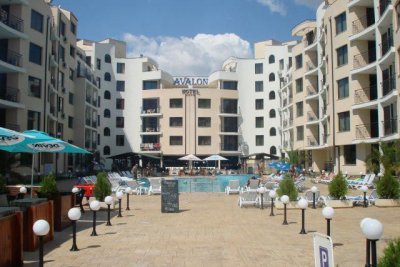 Отель Avalon