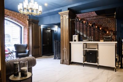 СТАТСКИЙ СОВЕТНИК НА КУСТАРНОМ