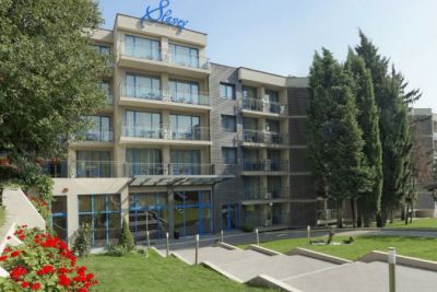 Отель Slavey