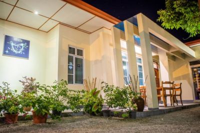 CHARMING HOLIDAY LODGE