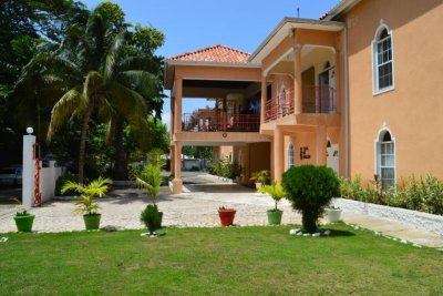 Отель Casa De Shalom