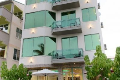 SEASON HOLIDAYS AT HULHUMALE