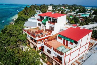 MARINA BAY RETREAT & SPA 