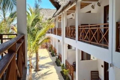 Отель Karibu Beach Resort Pongwe