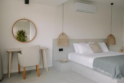 Отель Raw Beach Hotel