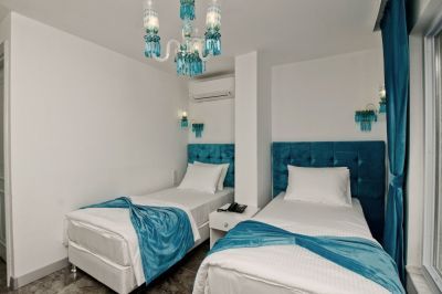 Отель Dam Hotel Lara