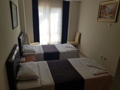 Отель Hotel Feryil Centrum