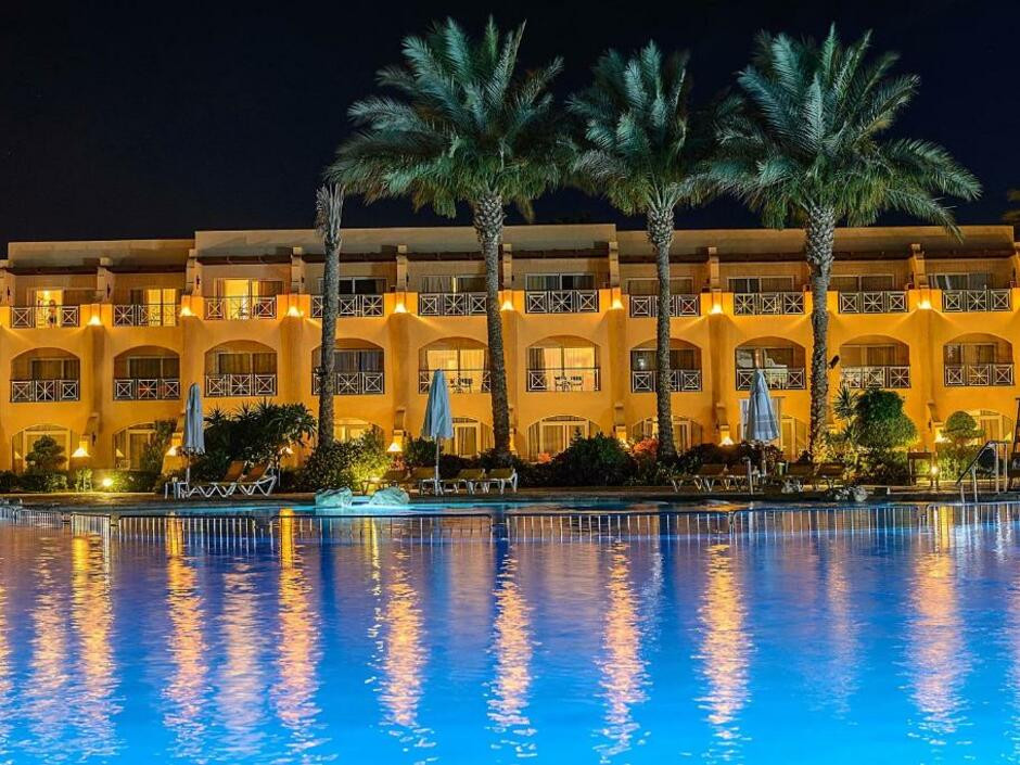 Фото отеля PRIMA LIFE MAKADI