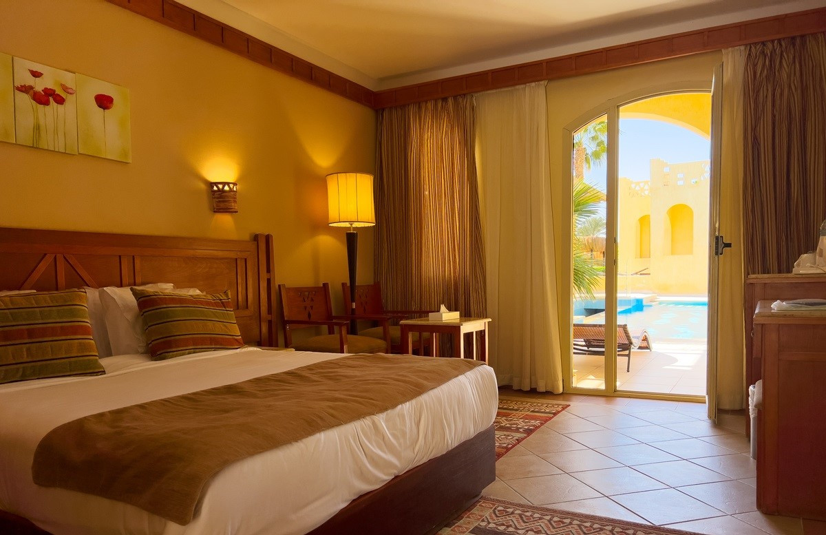 Фото отеля ROMANCE REGENCY CLUB ADULTS ONLY 16+