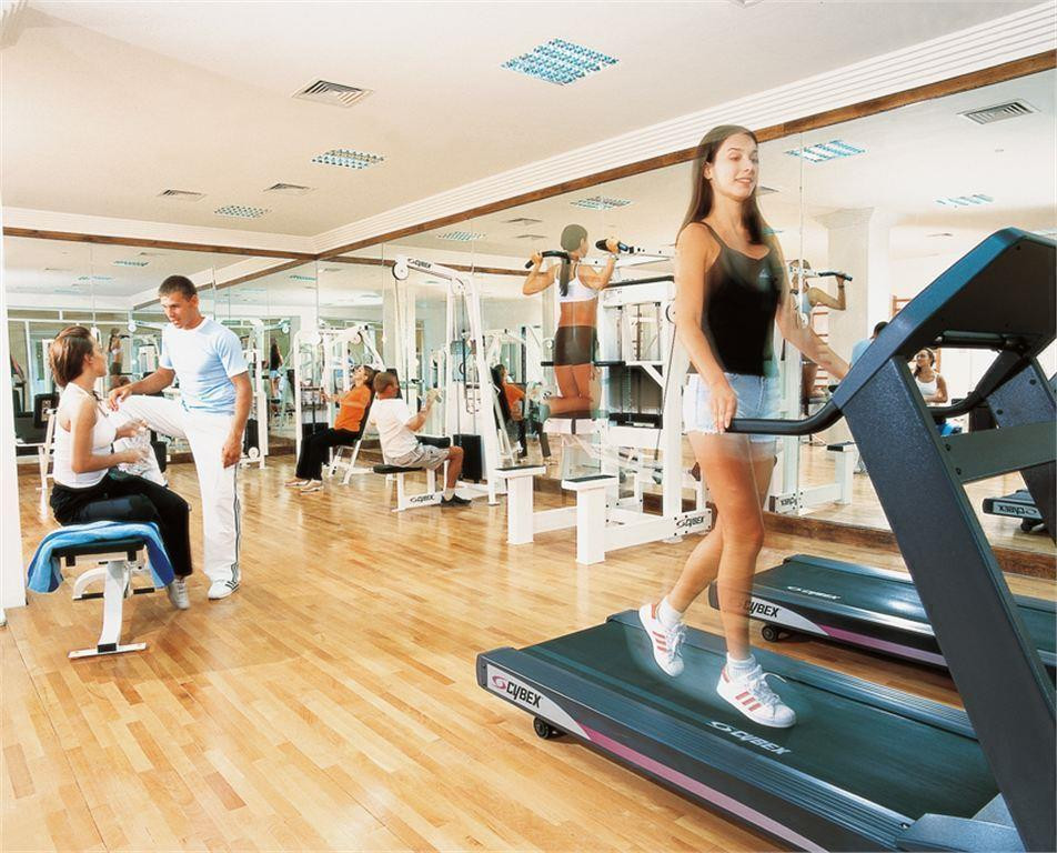 Фото отеля CONTINENTAL PLAZA BEACH & AQUA PARK RESORT