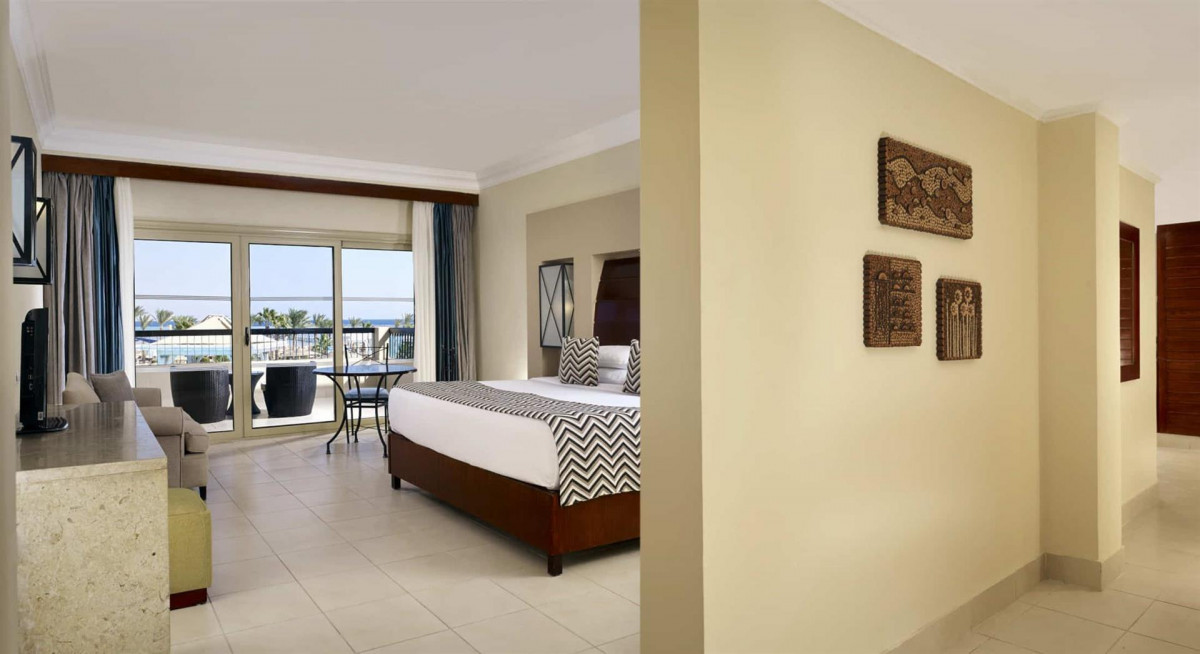 Фото отеля CORAL SEA HOLIDAY RESORT & AQUA PARK (EX. CORAL SEA HOLIDAY VILLAGE)