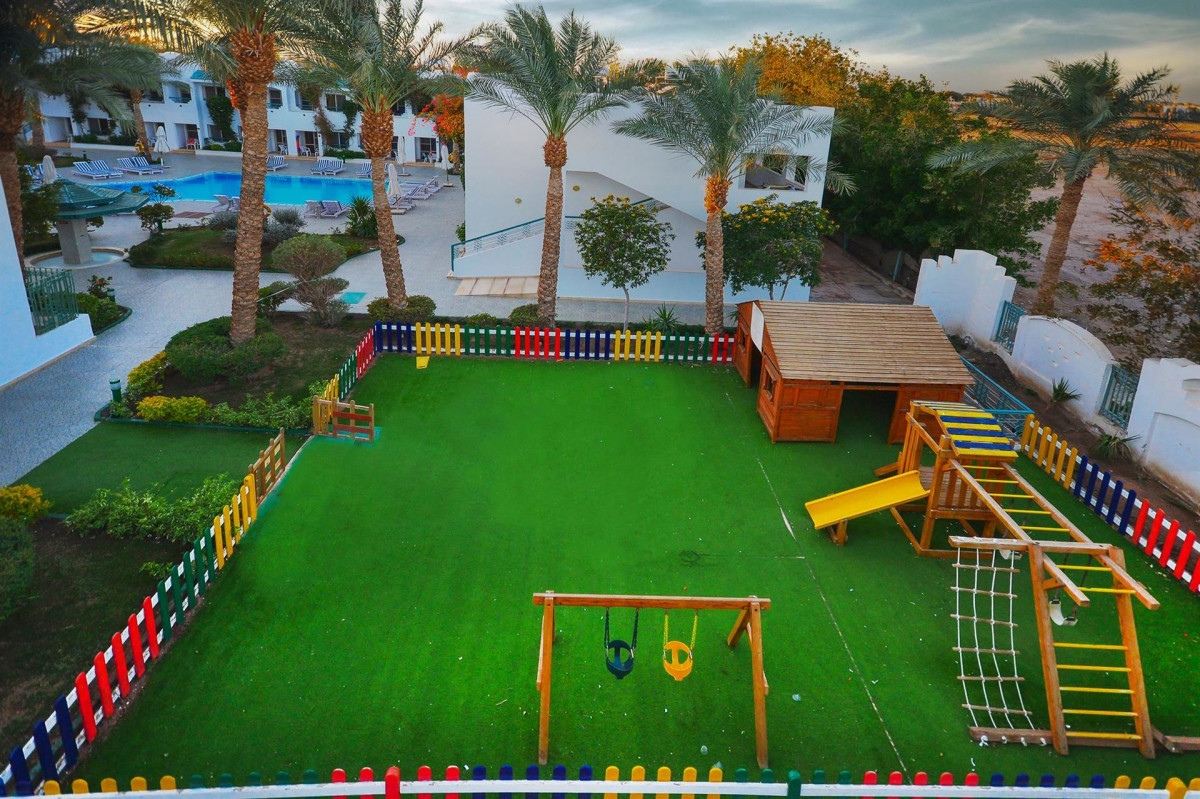 Фото отеля FALCON HILLS