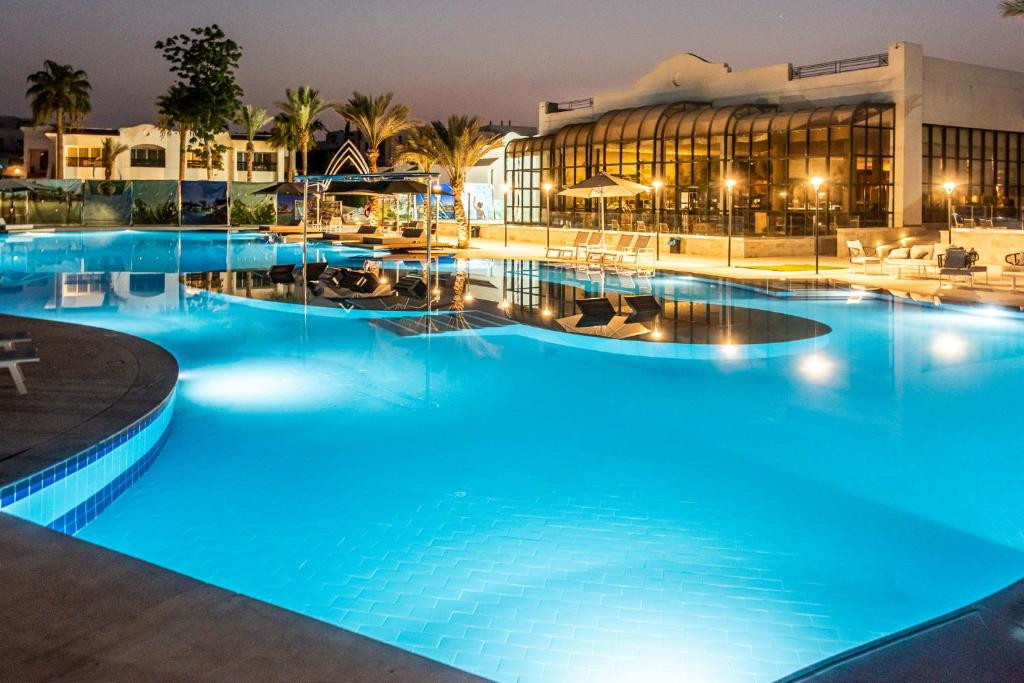 Фото отеля JAZ SHARM DREAMS RESORT