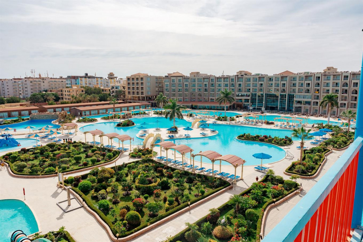 SUNRISE ALORA AQUA PARK RESORT (EX. CAESAR PALACE)