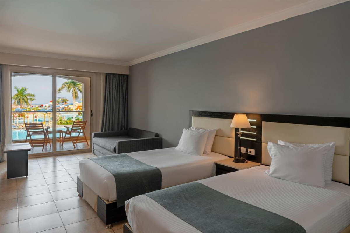 Фото отеля SUNRISE ALORA AQUA PARK RESORT (EX. CAESAR PALACE)