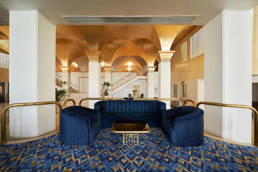 PYRAMIDS PARK RESORT