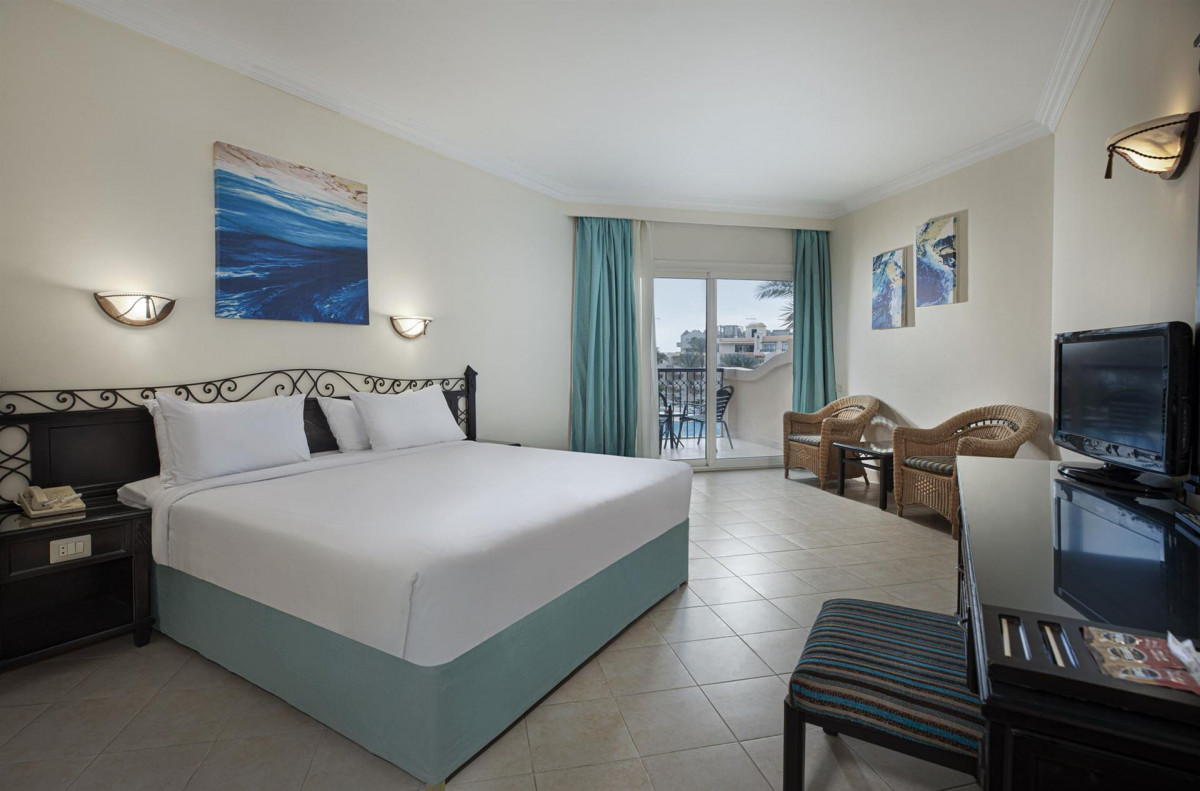 Фото отеля PYRAMISA BEACH RESORT SAHL HASHEESH