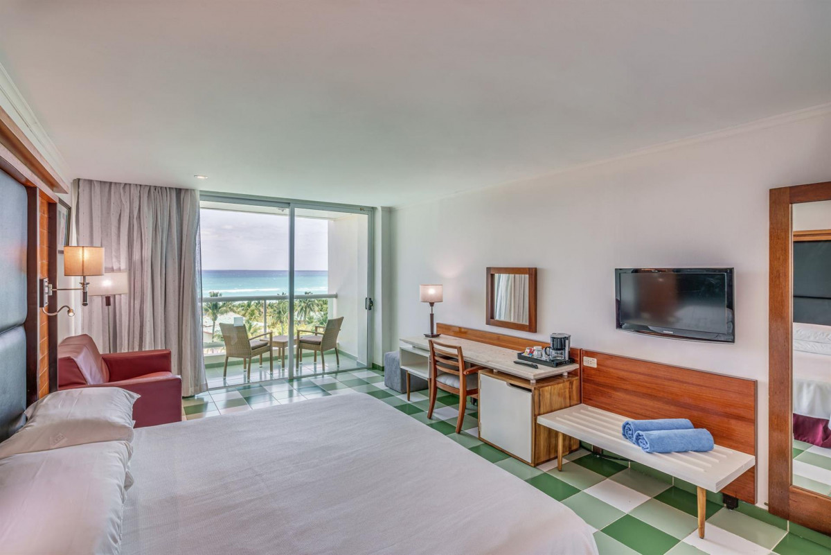 Фото отеля BARCELO SOLYMAR