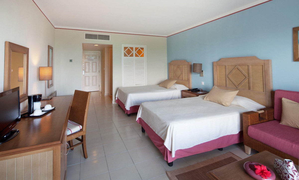 Фото отеля MEMORIES FLAMENCO BEACH RESORT