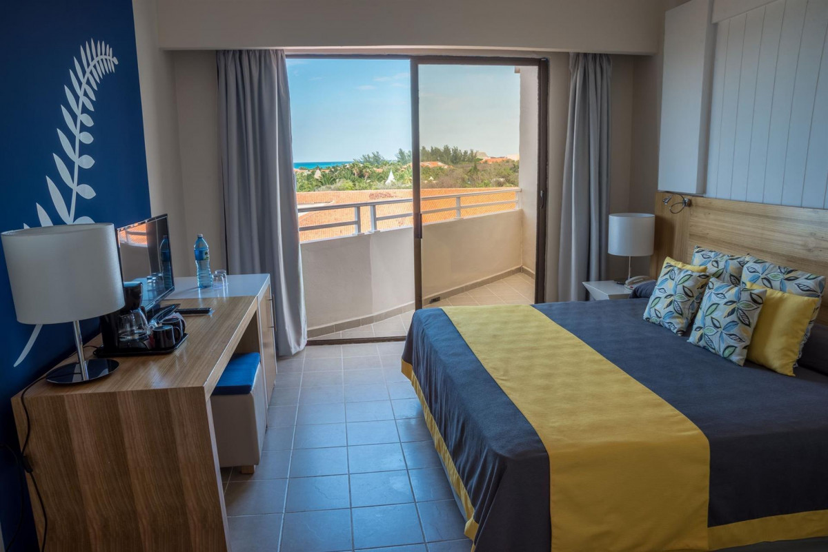 Фото отеля VILA GALE TROPICAL VARADERO (EX. SIRENIS TROPICAL VARADERO)