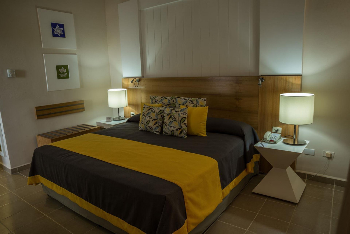 Фото отеля VILA GALE TROPICAL VARADERO (EX. SIRENIS TROPICAL VARADERO)