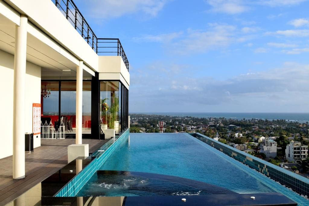 Anarva Mount Lavinia 4*