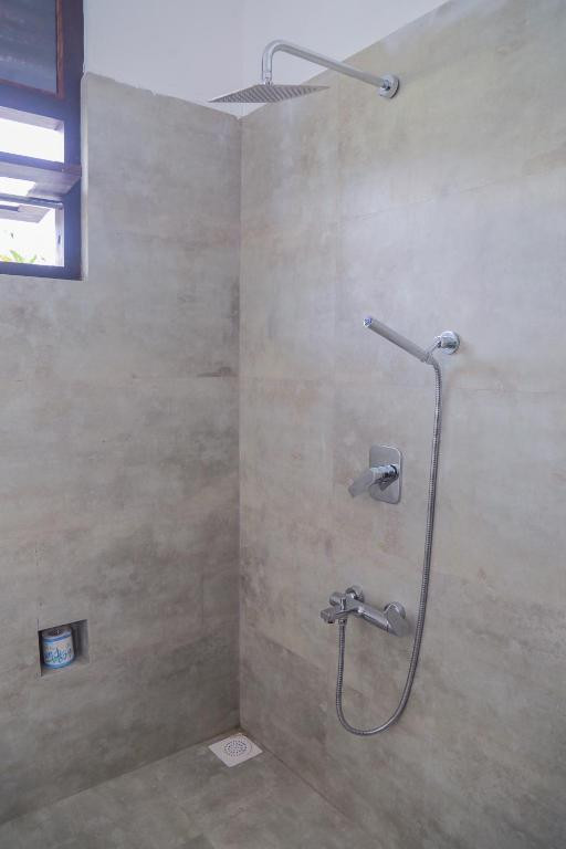 Фото отеля TRAVELLERS HOTEL HIKKADUWA