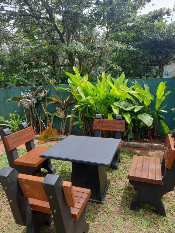 Фото отеля WHITE SURFING BEACH RESORT