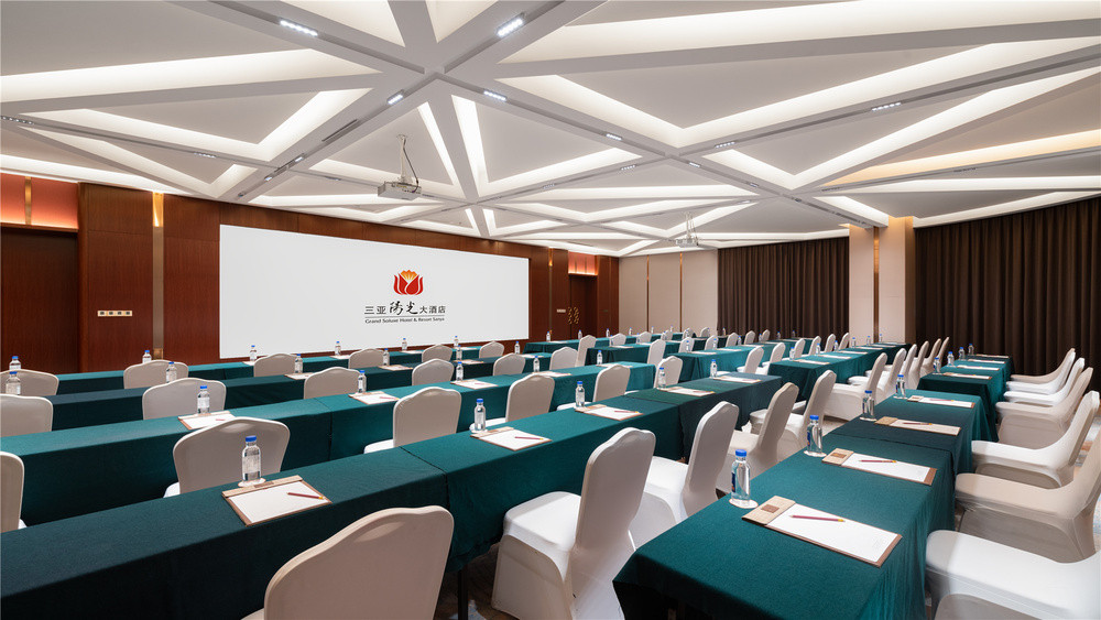 Фото отеля GRAND SOLUXE HOTEL & RESORT