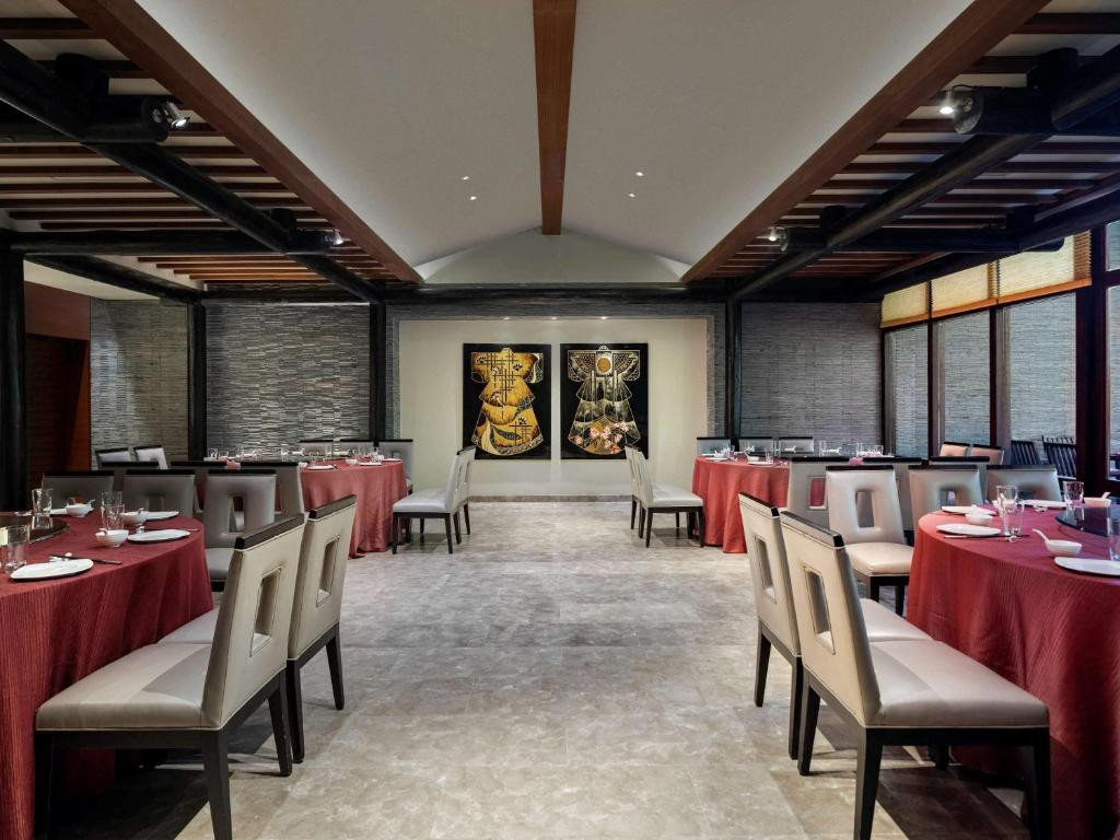 Фото отеля PULLMAN OCEAN VIEW SANYA BAY RESORT & SPA