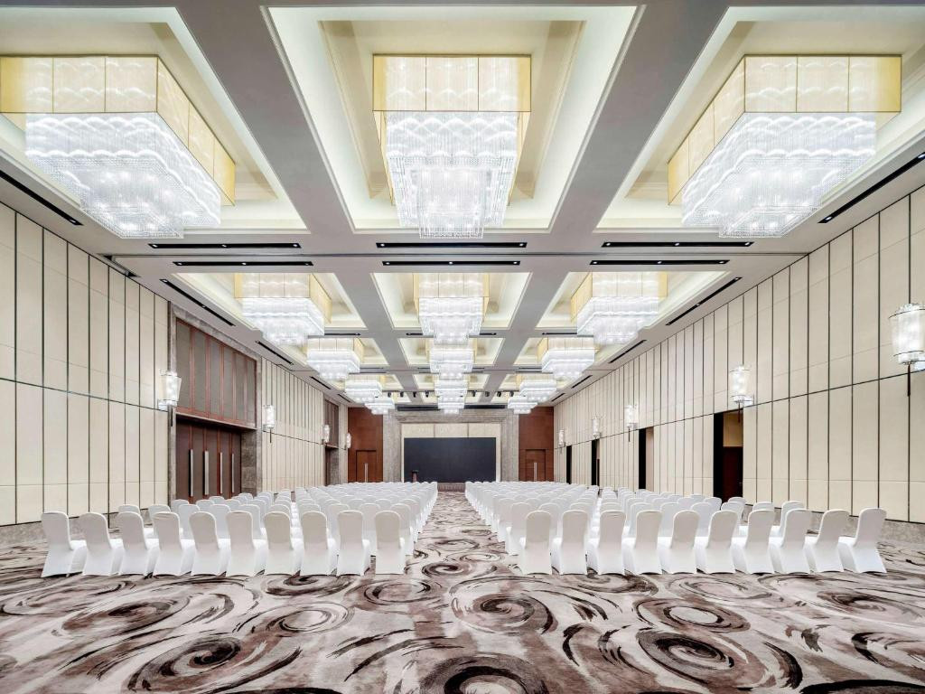 Фото отеля PULLMAN OCEAN VIEW SANYA BAY RESORT & SPA