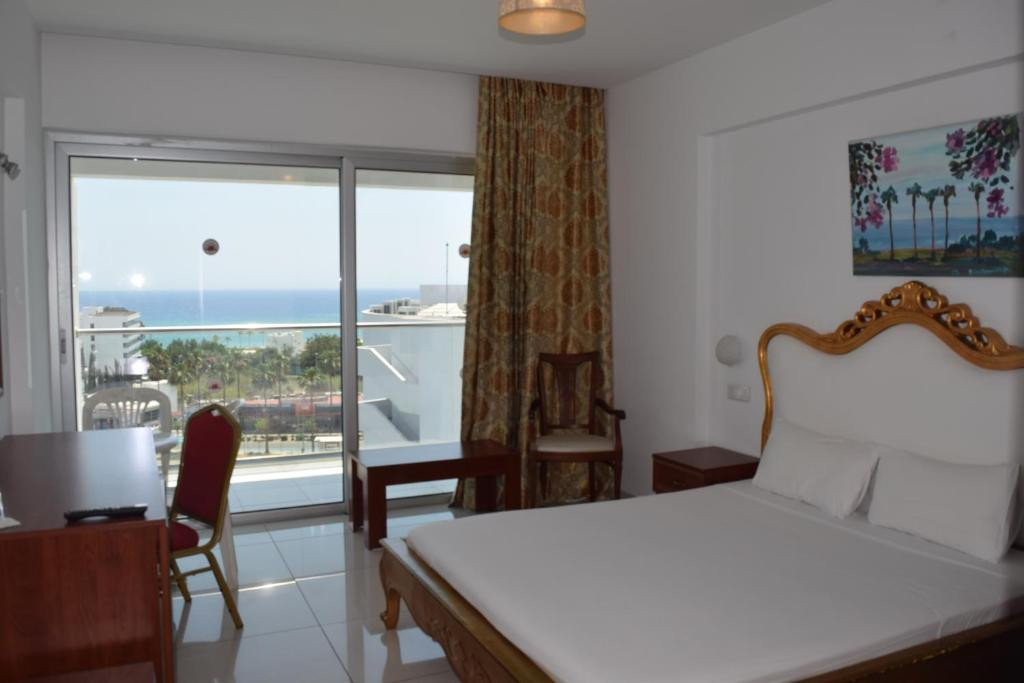 Фото отеля CORFU