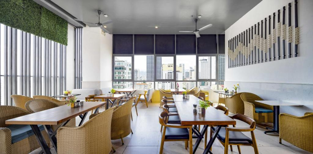 Фото отеля ATLANTIC NHA TRANG HOTEL