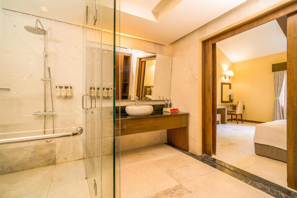 Фото отеля FAMIANA RESORT & SPA