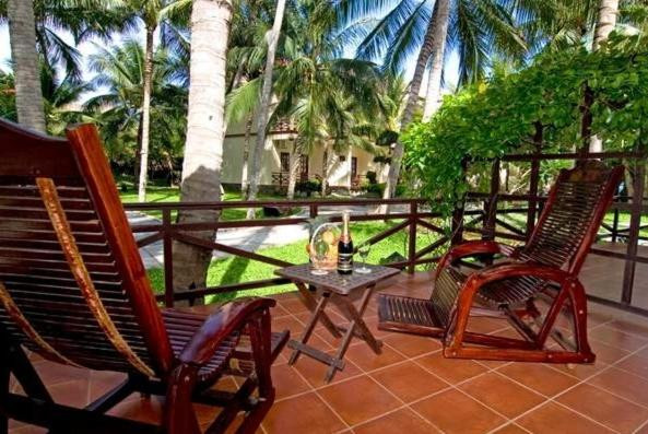 Фото отеля OCEAN STAR RESORT