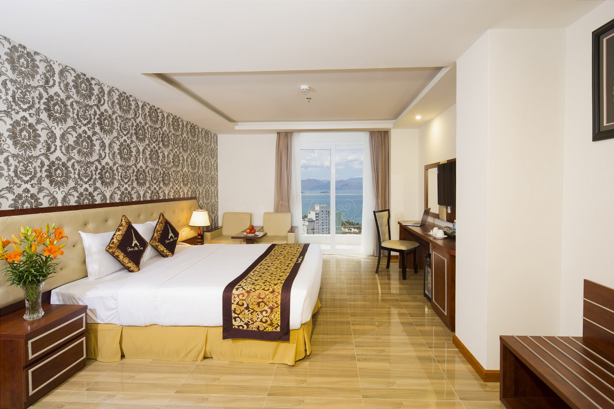 Фото отеля PARIS NHA TRANG