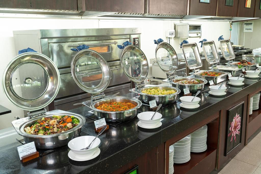 Фото отеля SAILING BAY BEACH RESORT & SPA (EX. DESSOLE SAILING BAY RESORT)