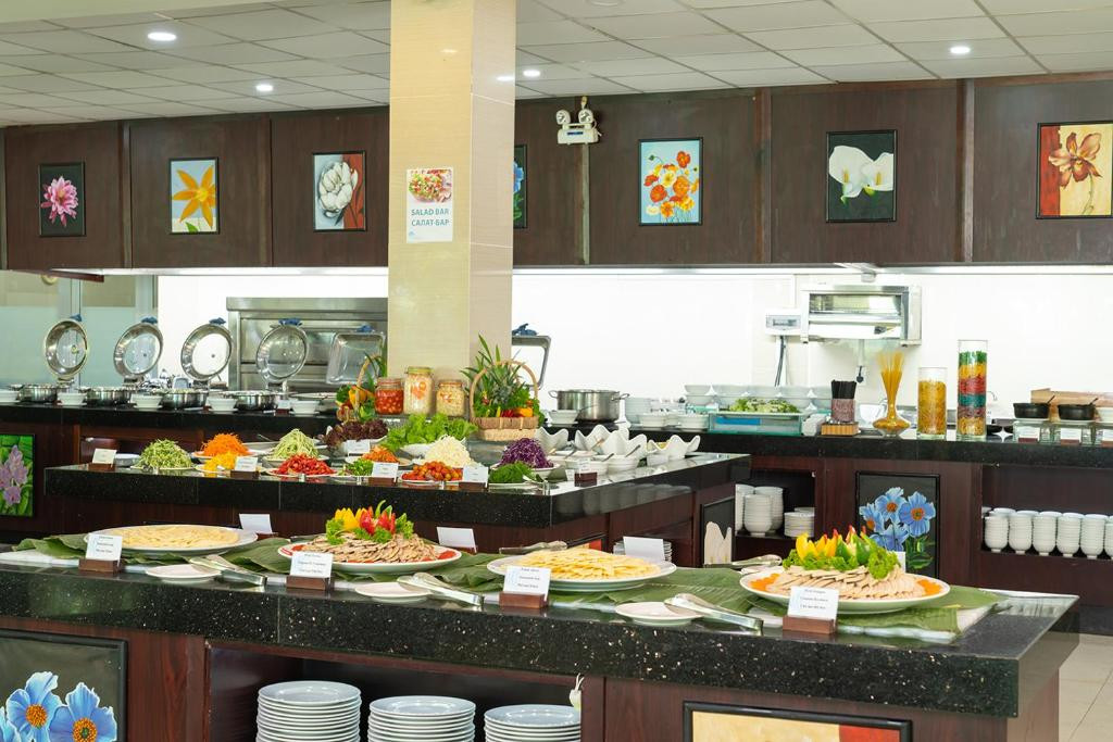 Фото отеля SAILING BAY BEACH RESORT & SPA (EX. DESSOLE SAILING BAY RESORT)