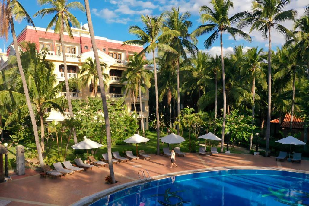 Фото отеля SEA LION BEACH RESORT & SPA (EX.DESSOLE BEACH RESORT MUI NE)