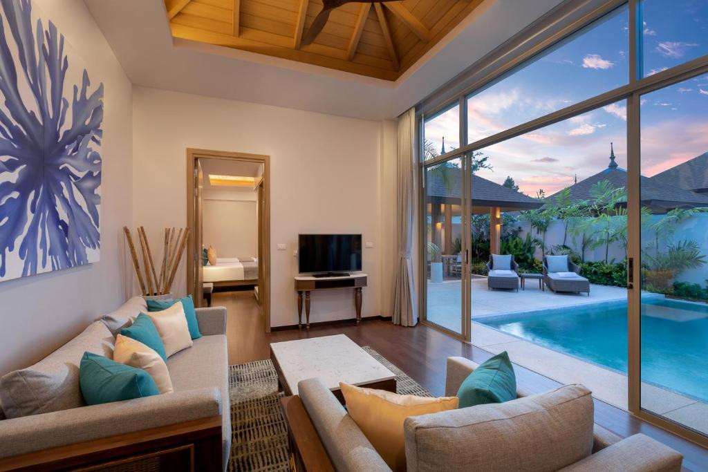 Фото отеля SPLASH BEACH RESORT PHUKET