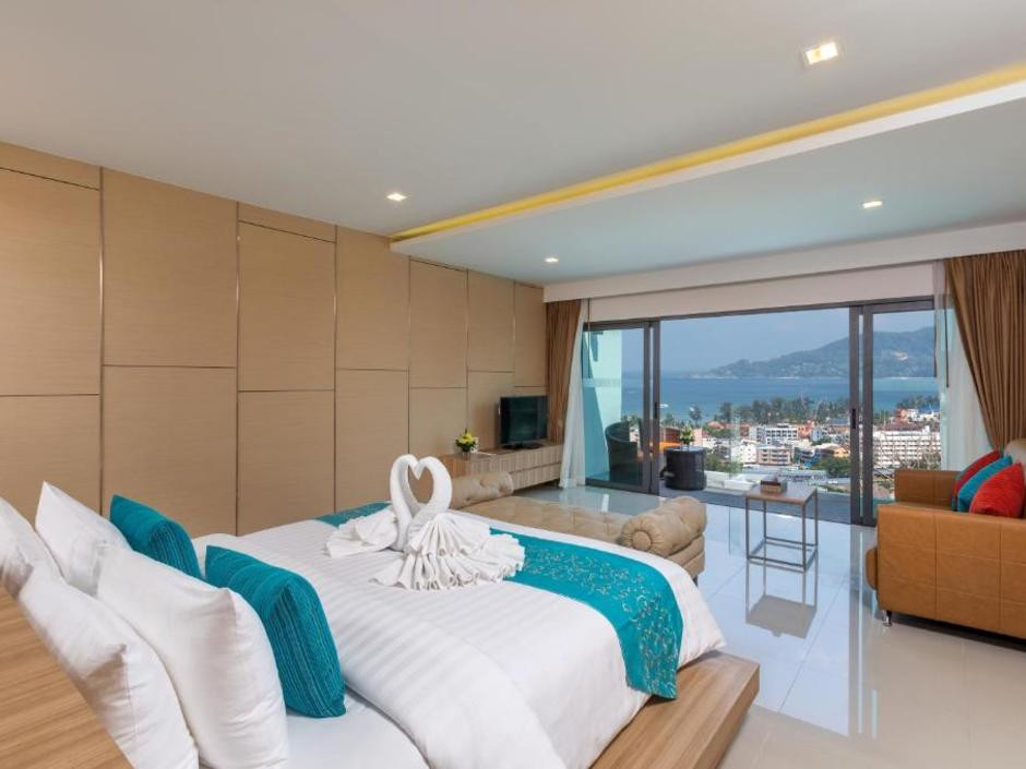 Фото отеля PATONG BAY HILL RESORT & SPA